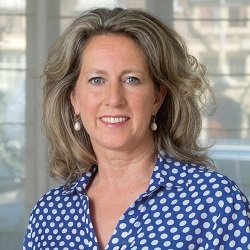 Bianca Tetteroo, Voorzitter Raad van Bestuur Achmea, in gesprek met de Achmea Gepensioneerden Vereniging